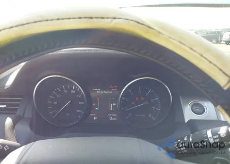 2015 Land Rover Range Rover Evoque Pure z USA, uszkodzony, nr VIN SALVP2BG4FH044805